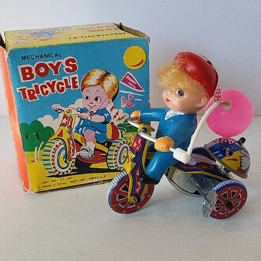 Vintage Korea Mechanical  Wind Up Boys Tricycle Toy -Works!